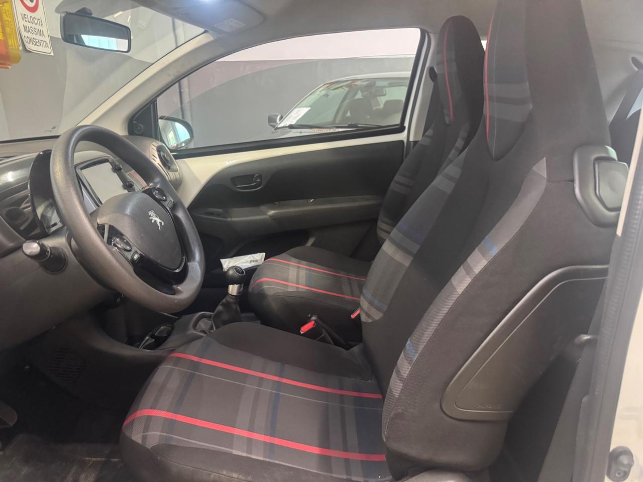 Peugeot 108 VTi 68 Garanzia 12 mesi