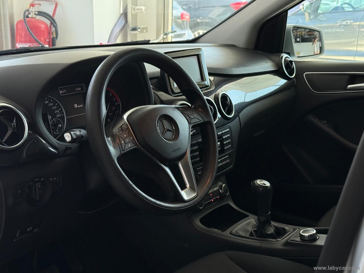 MERCEDES-BENZ B 180 CDI BlueEFFICIENCY Executive
