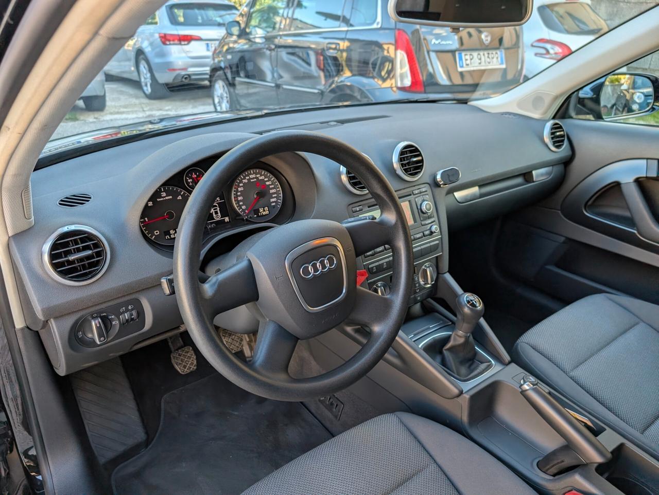 Audi A3 1.6 TDI 105 CV CR Attraction TENUTA BENISSIMO SOLO KM 117000