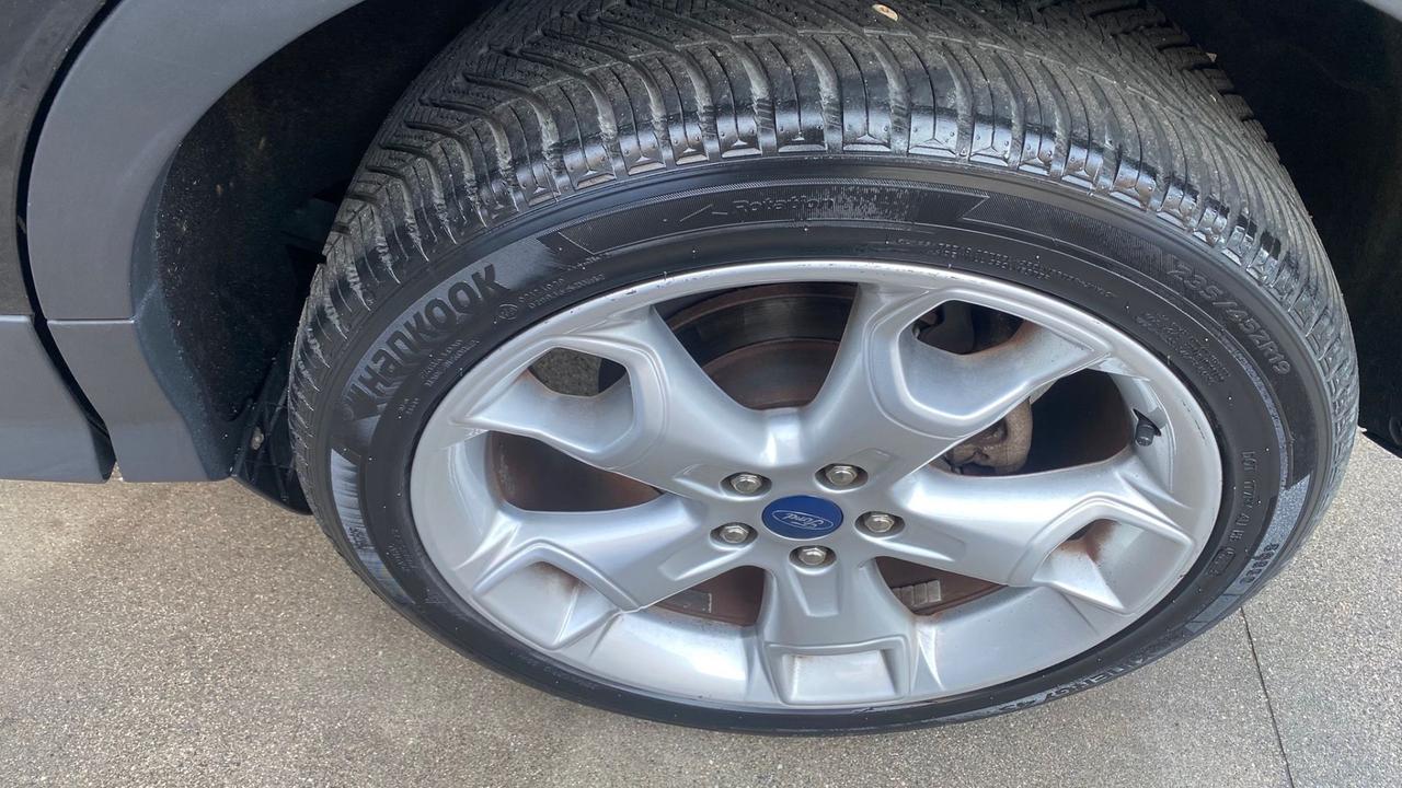 Ford Kuga 2.0 TDCI 140 CV 4WD Powershift Business