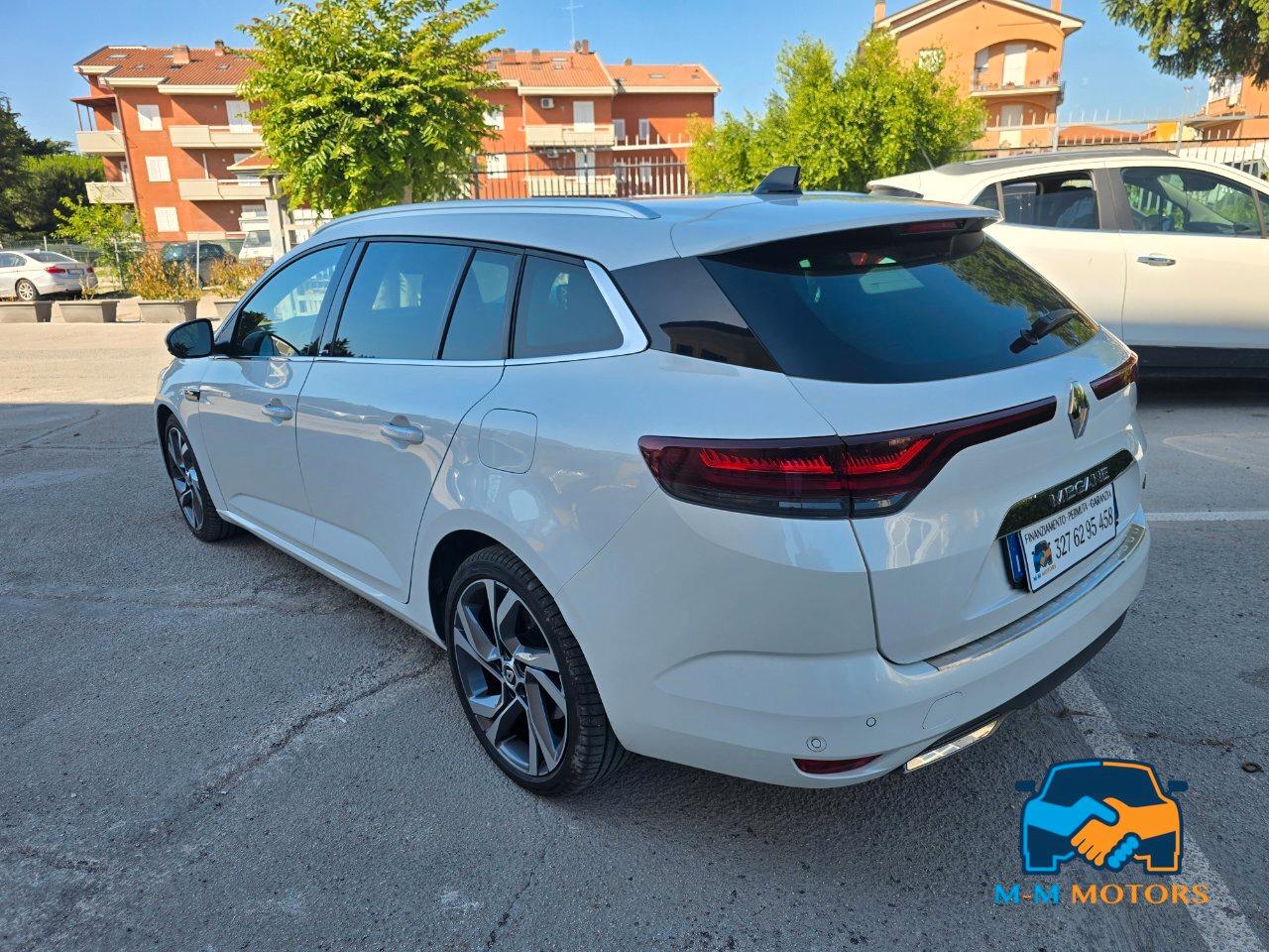 Renault Megane Sporter 1.6 E-Tech phev RS Line 160cv auto