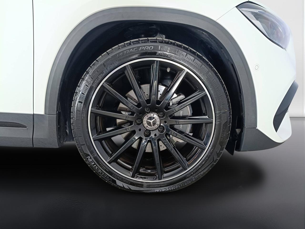 Mercedes-Benz GLA-H247 2020 - GLA 180 d Premium auto