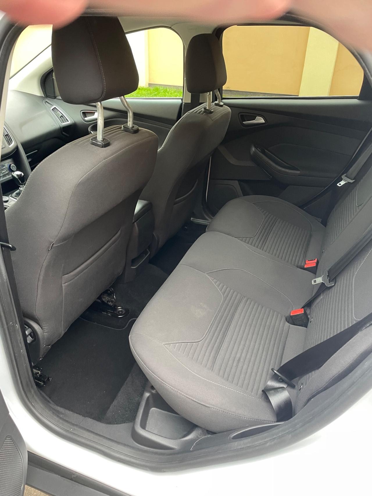 Ford Focus 1.5 TDCi Titanium garanzia 12 mesi