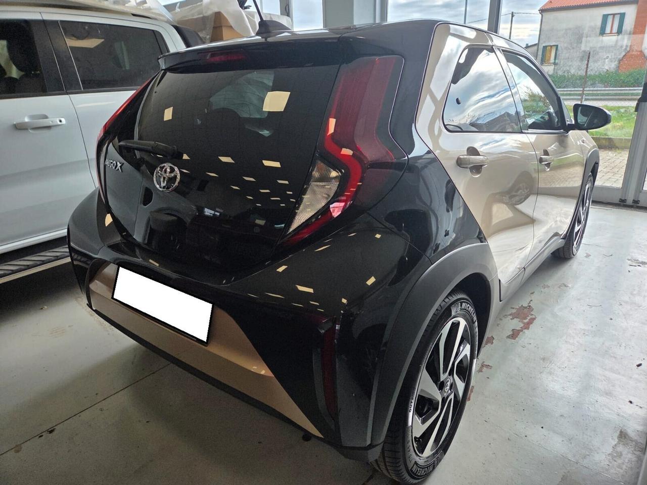 Toyota Aygo X 1.0 VVT-i 72 CV 5 porte Trend