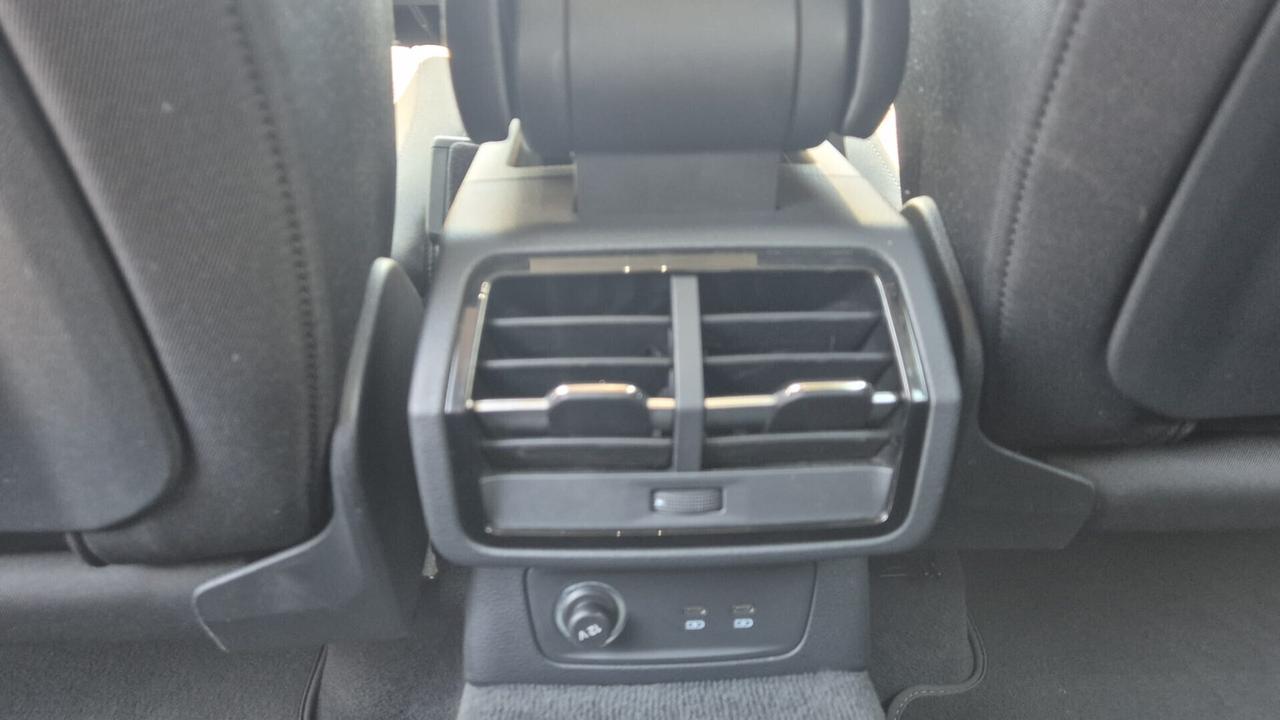 Audi Q3 35 TDI S tronic Business