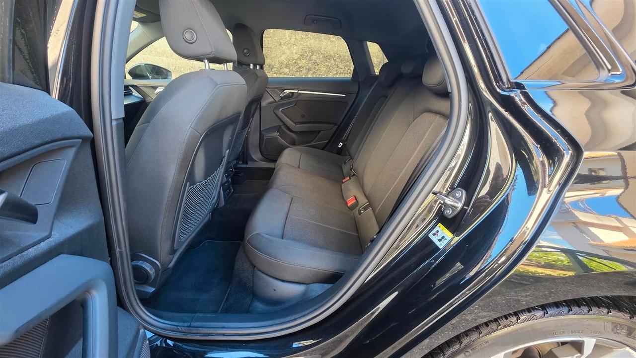Audi A3 SPB 30 TDI S line edition