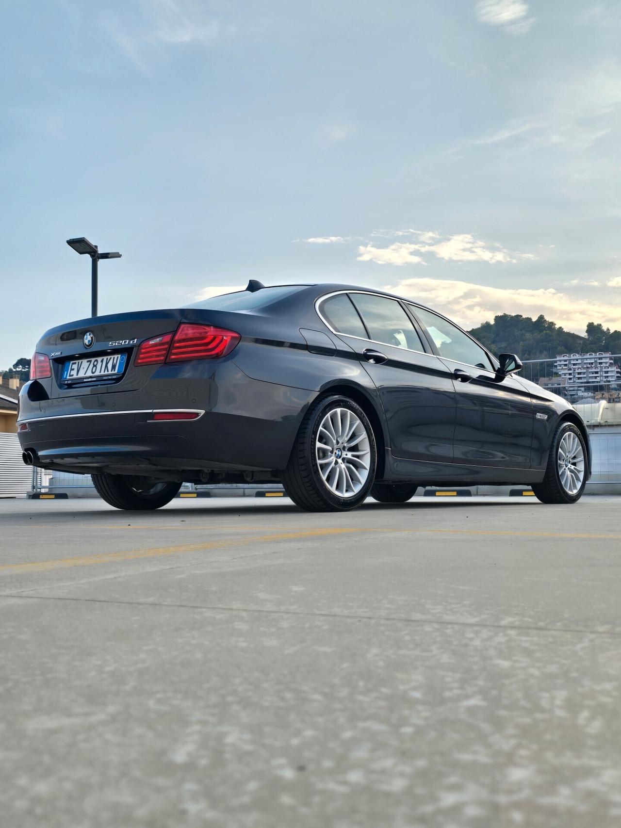 Bmw 520 525d xDrive Luxury