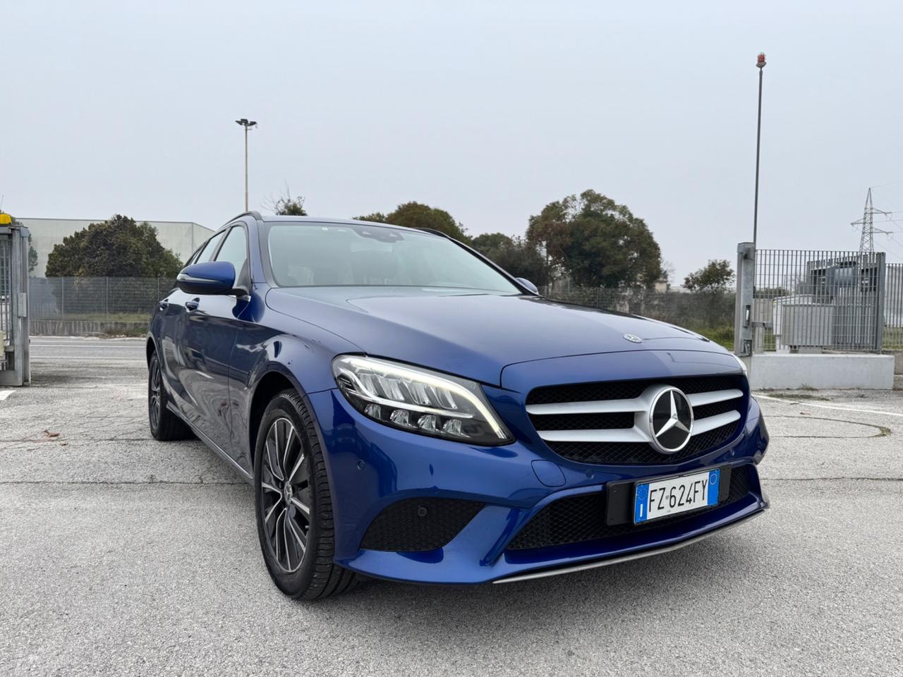 MERCEDES C200d S.W. Sport 160CV - Navi Led 17