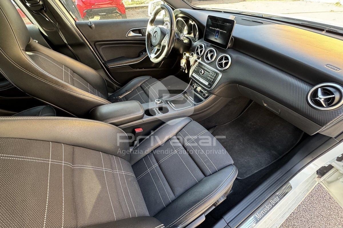MERCEDES A 180 d Automatic Premium