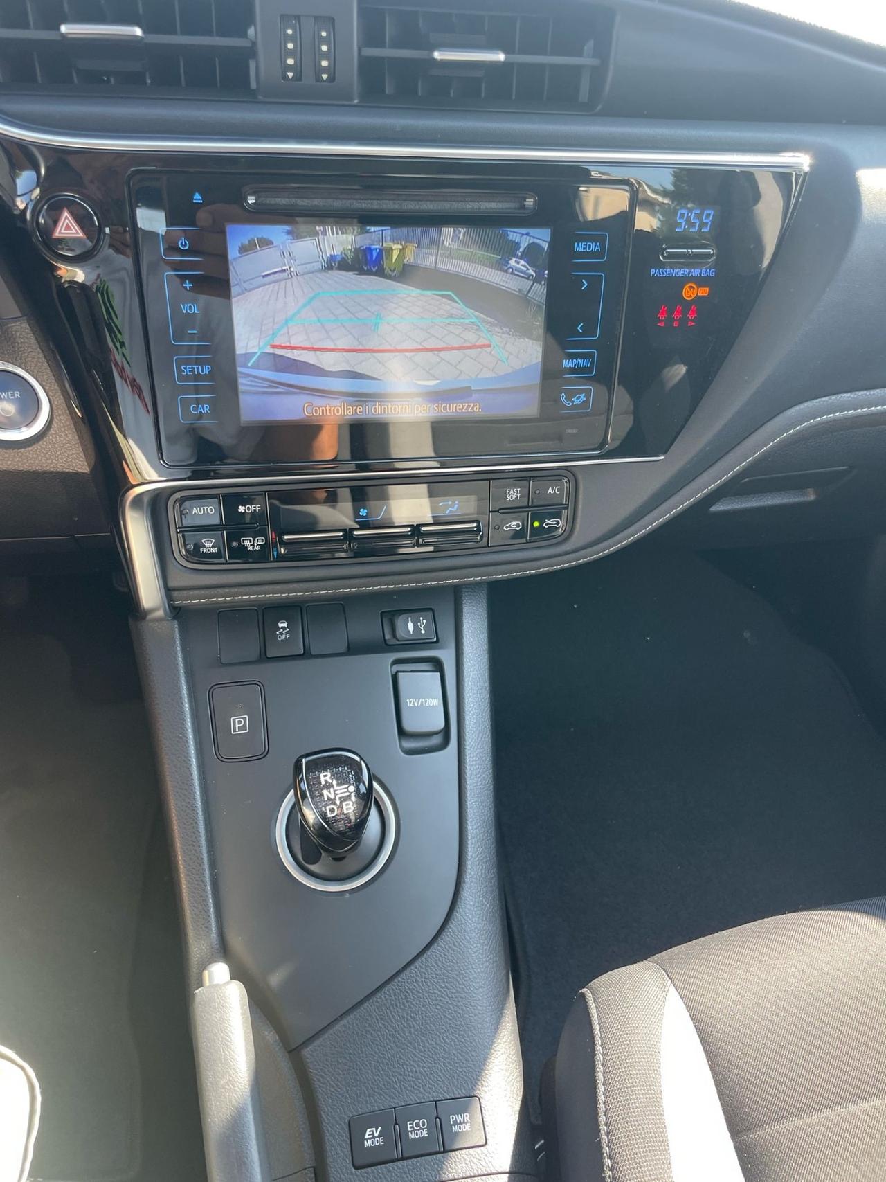 Toyota Auris prius 1.8 Hybrid executive automatica