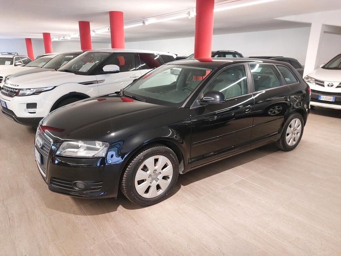 Audi A3 1.6 SPB Ambition 102 CV