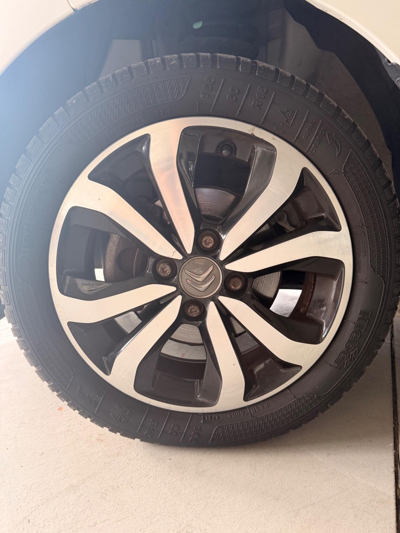 Citroen C1 VTi 68 3 porte Shine