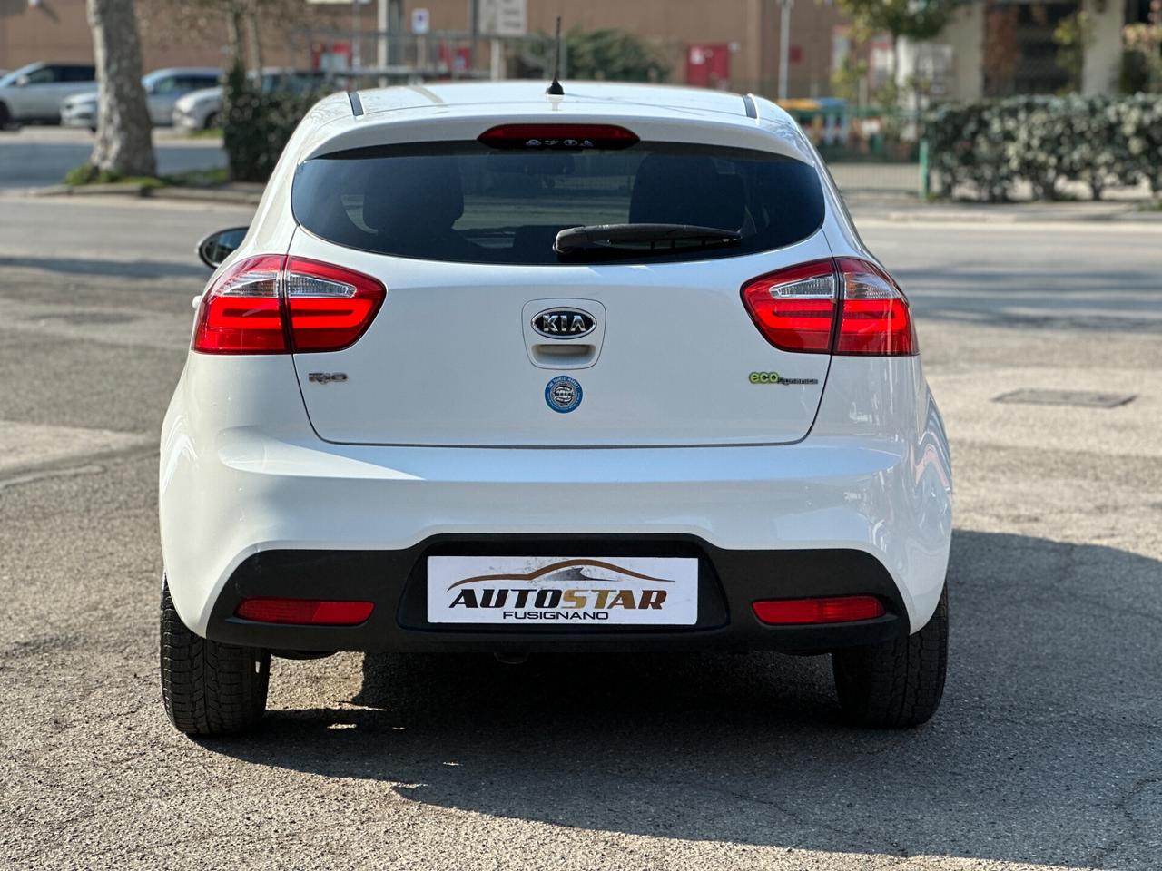 Kia Rio 1.1 CRDi WGT 5p. LX