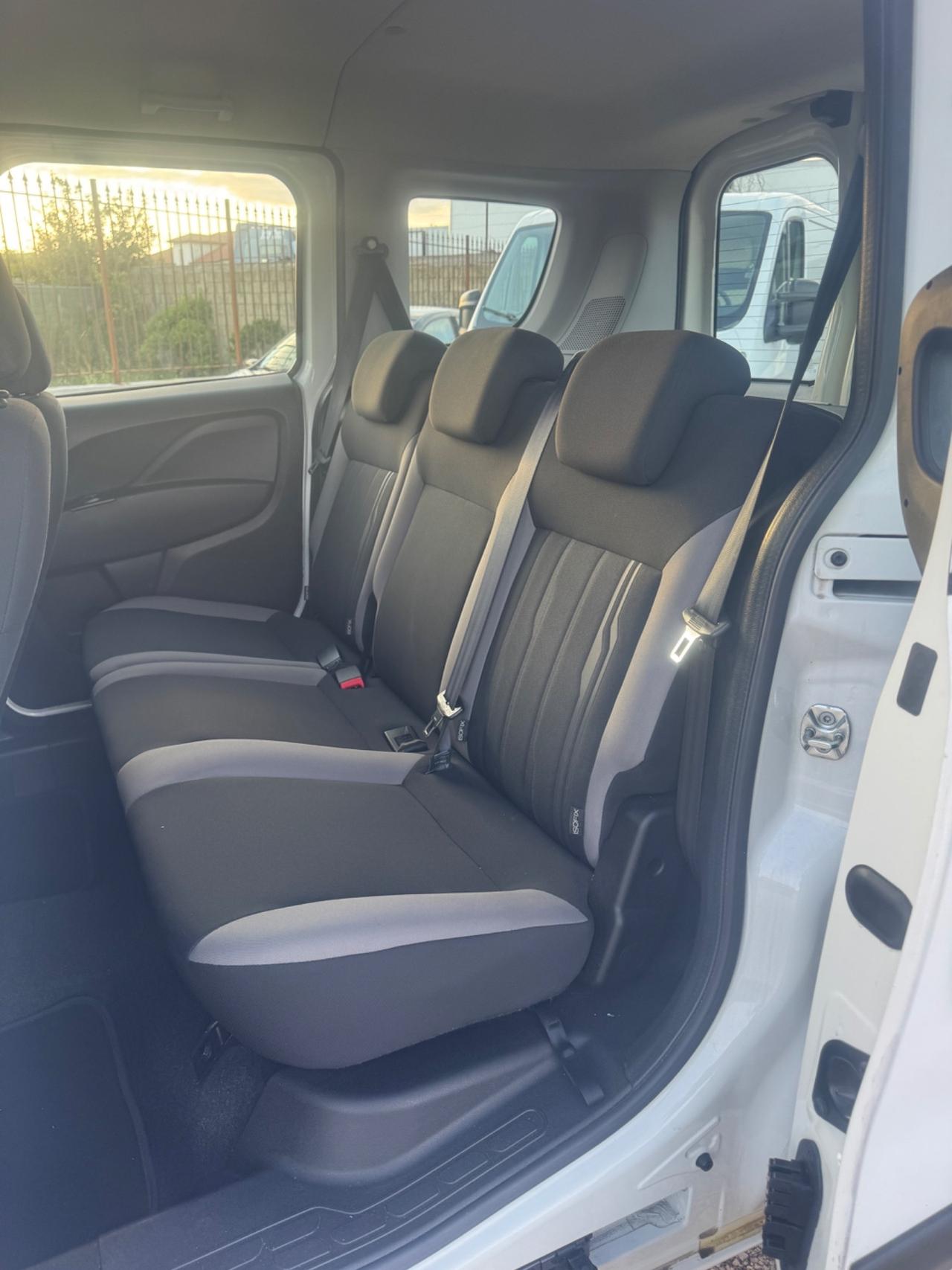 Fiat Doblò 1.6 MJT 120CV LOUNGE N1 5 POSTI