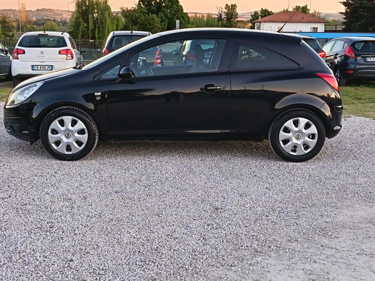 Opel Corsa 1.3 CDTI 95CV ecoFLEX 3 porte Edition km 168.000 CERTIFICATI NEOPATENTATI