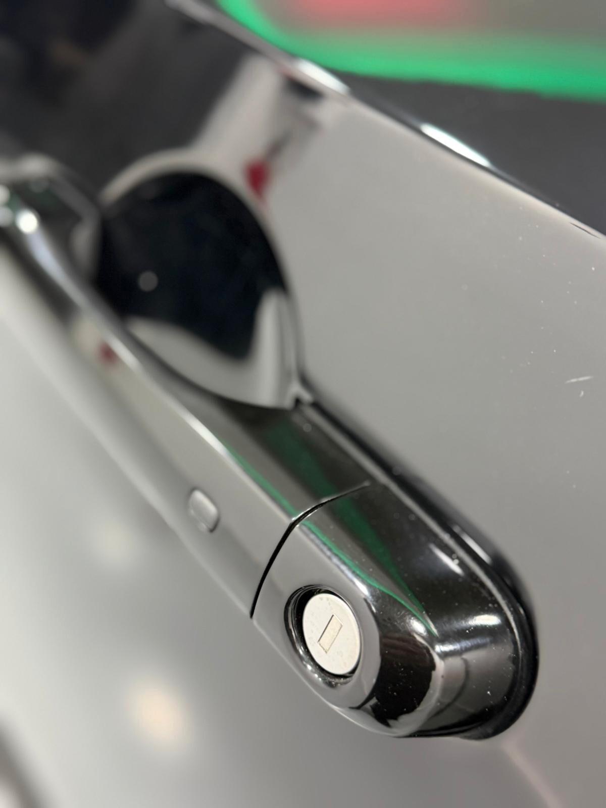 Jeep Renegade 1.6 Mjt DDCT 120 CV S