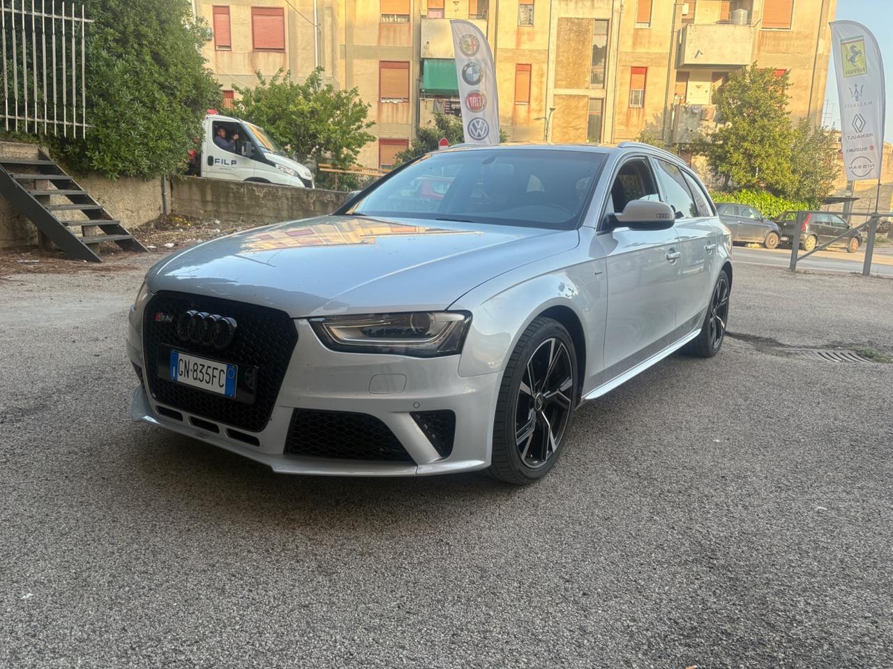 Audi A4 Avant 2.0 TDI 177 CV quattro edition