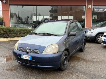 Toyota Yaris 1.0i 16V cat 5 porte Sol