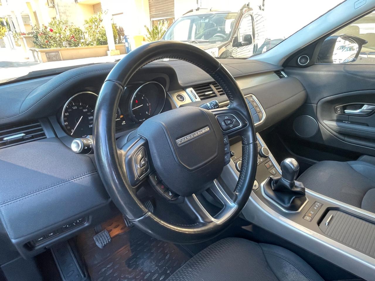 Range Rover Evoque 2.0 TD4 150 CV 5p. SE Dynamic