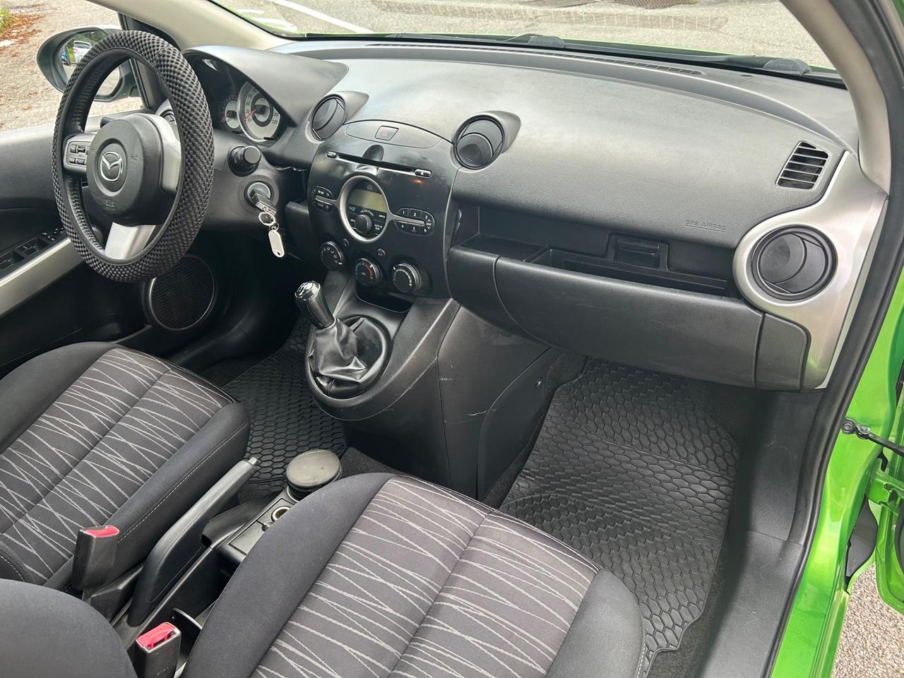 Mazda 2 Mazda2 1.3 16V 86CV 5p. Neo patentati