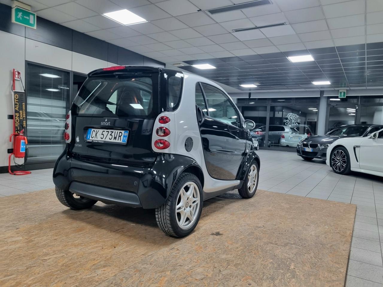 Smart ForTwo 700 coupé passion (45 kW)