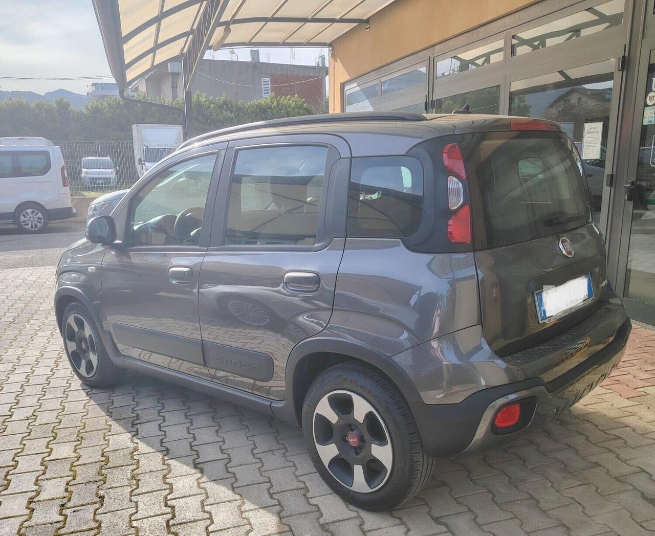 Fiat Panda 1.0 FireFly S&S Hybrid City Cross