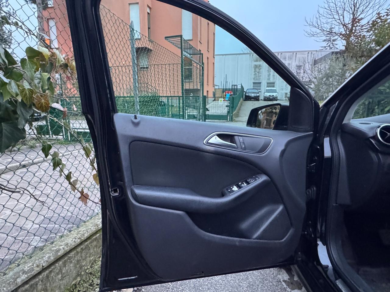 Mercedes-benz B 180 CDI Automatic Premium