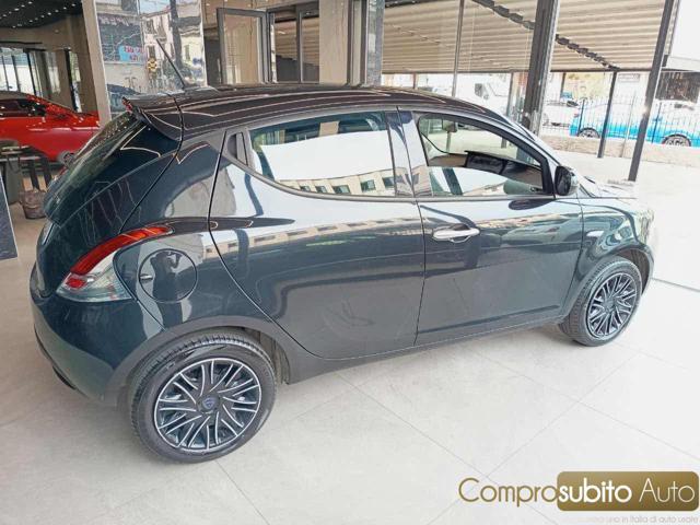 LANCIA Ypsilon 1.0 FireFly 5 porte S&S Hybrid Gold Plus