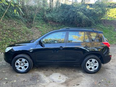 Toyota RAV 4 RAV4 2.2 D-4D 136 CV