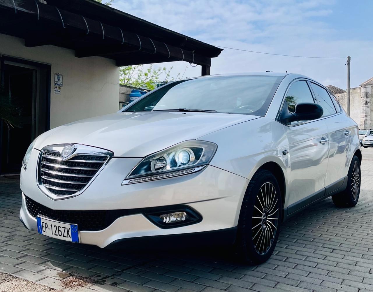 Lancia Delta 1.6 MJT DPF 105 CV Gold