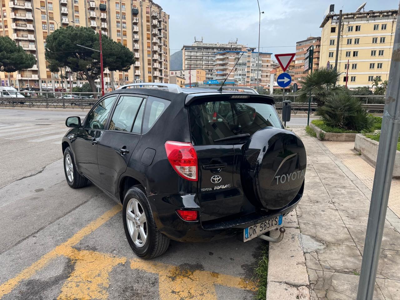 Toyota RAV 4 RAV4 2.2 D-4D 136 CV