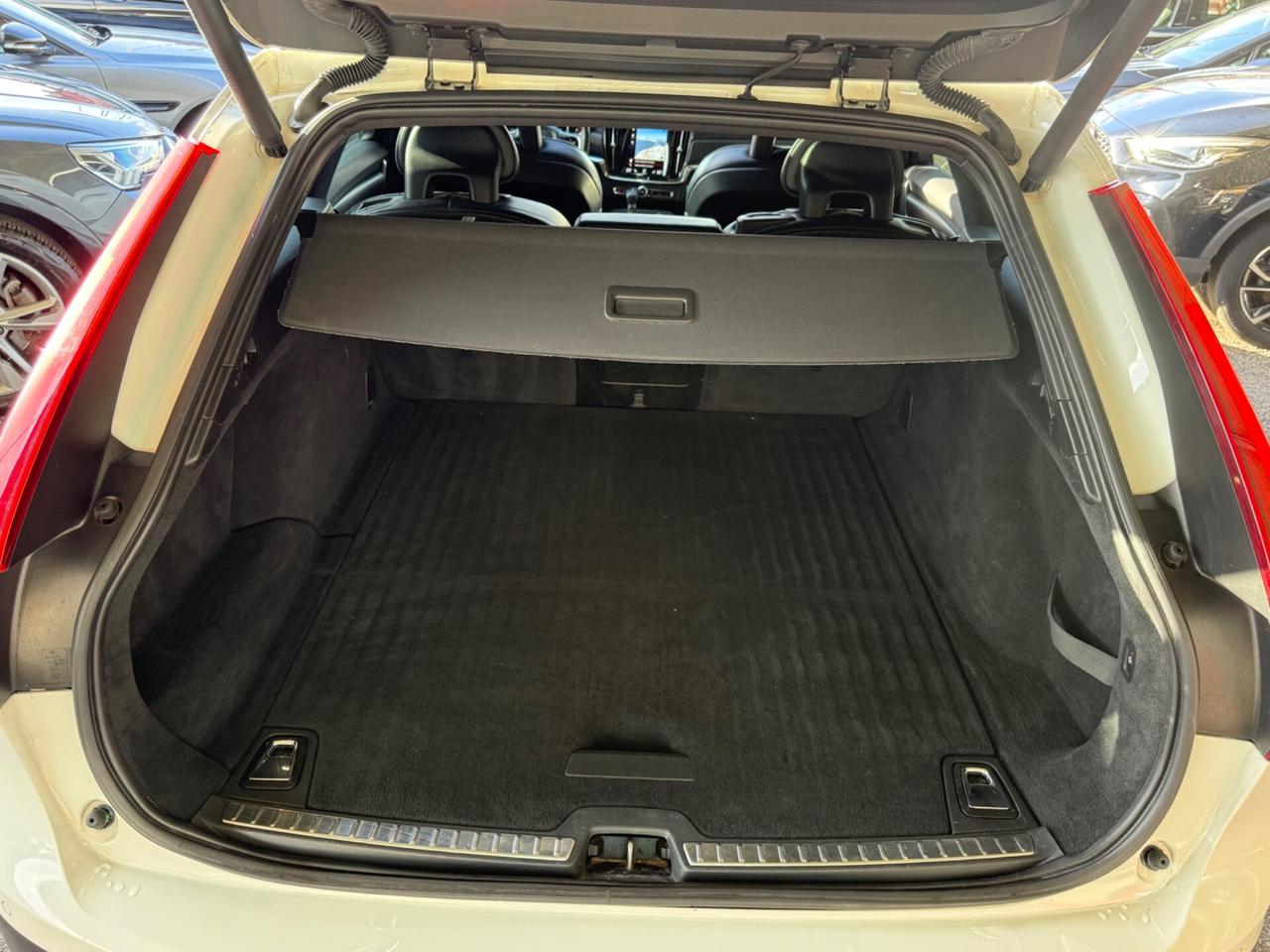 V90 Cross Country -STRAFULL-RATE-PERMUTE