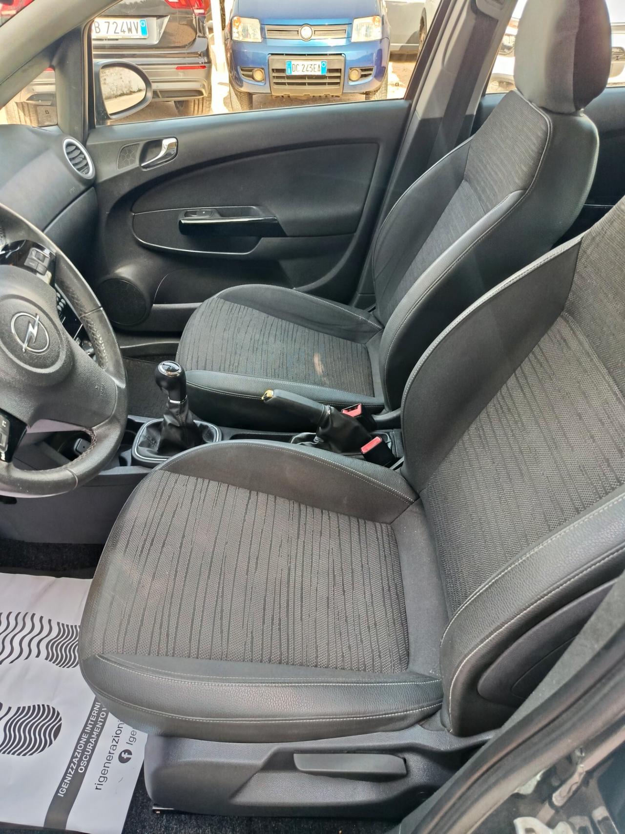 Opel Corsa 1.2 85CV 5 porte GPL-TECH Edition PARI AL NUOVO