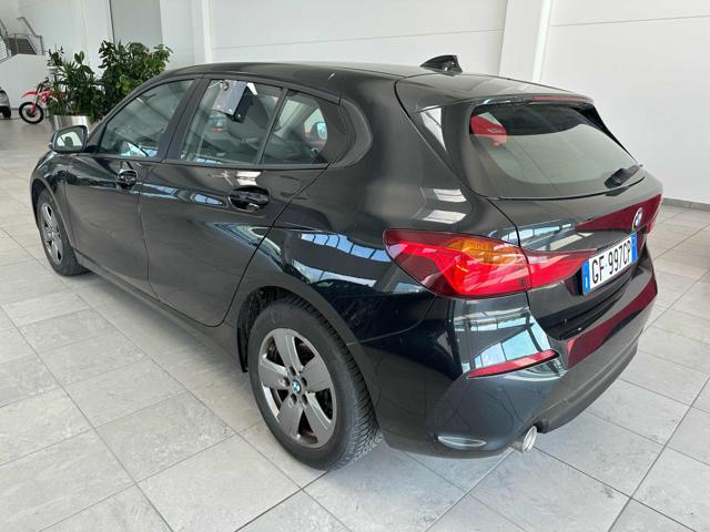 BMW 116 d 5p. Business Advantage