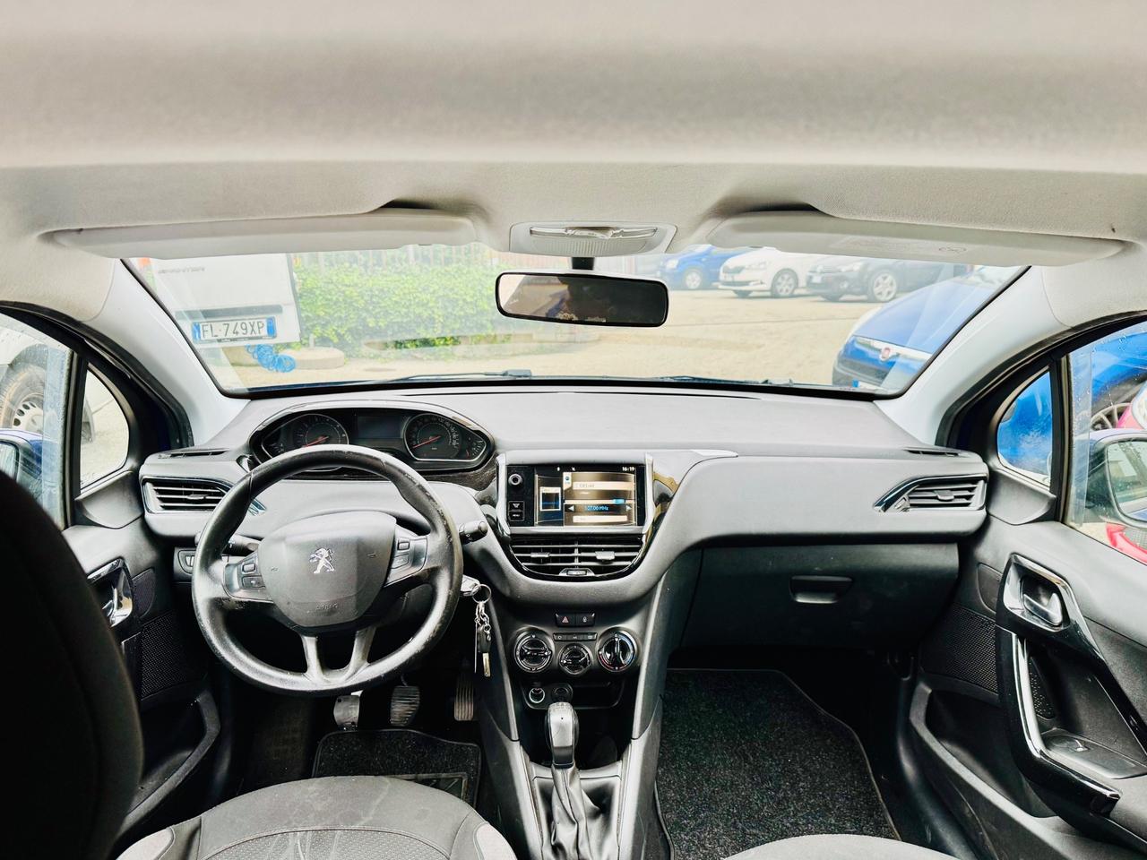 Peugeot 208 1.2 5porte Allure Ok Neopatentati