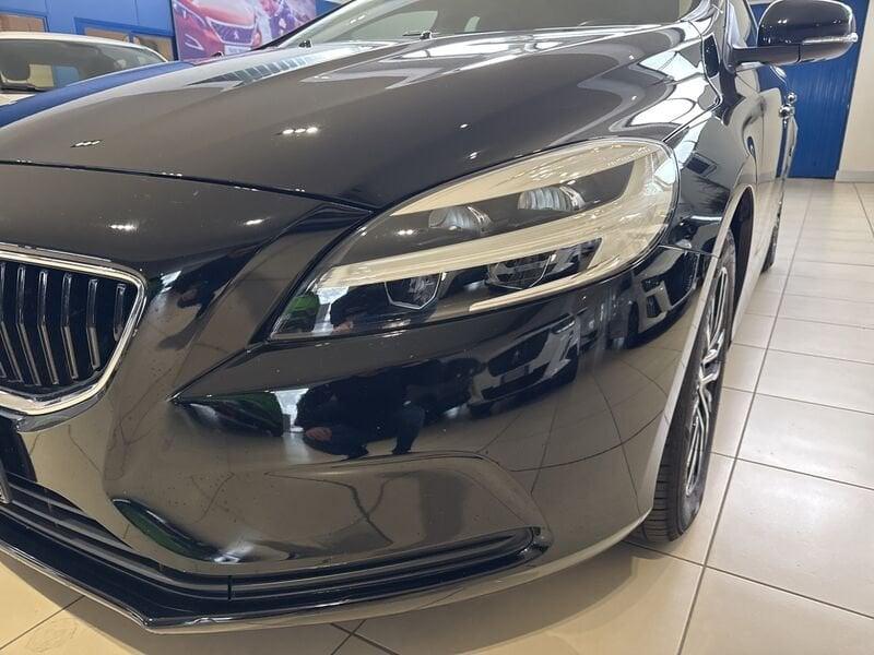 Volvo V40 D2 Geartronic Business Plus