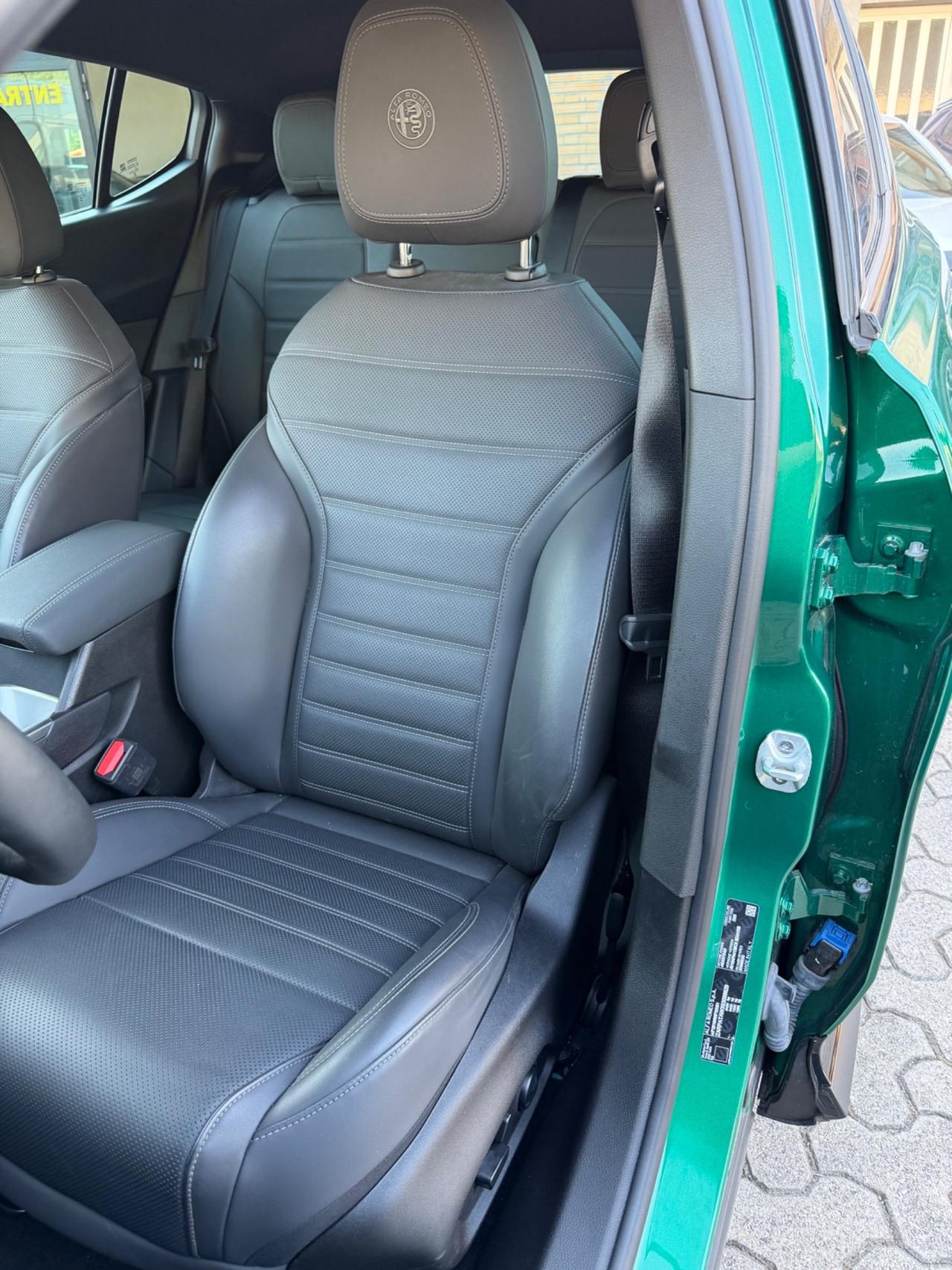 Alfa Romeo Tonale 1.3 280 CV PHEV AT6 Q4 Veloce