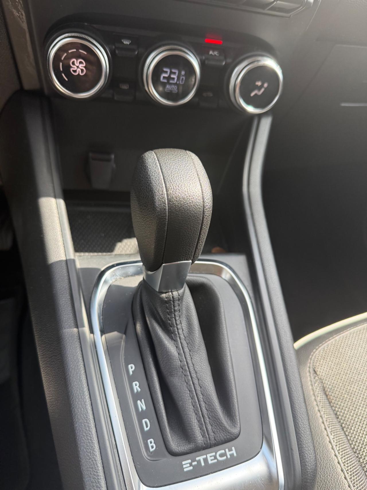 Renault Captur Full Hybrid E-Tech 145 CV Engineered