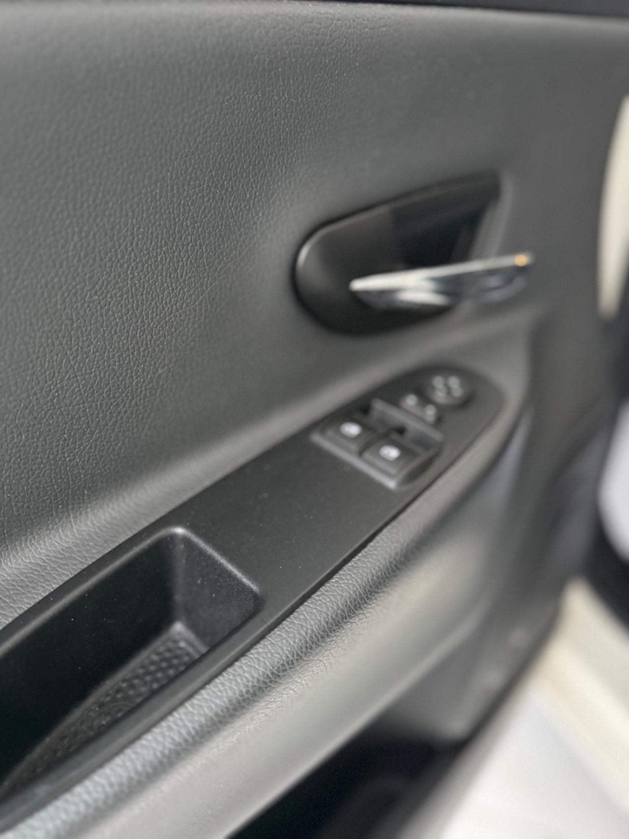 Lancia Ypsilon 1.2 69 CV 5 porte Gold