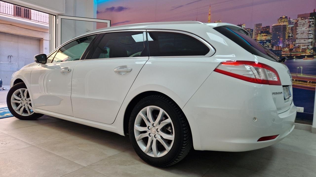 Peugeot 508 BlueHDi 120 EAT6 S&S SW Allure