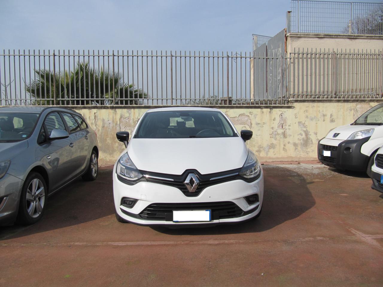 Renault Clio dCi 8V 75 CV 5 porte Duel2