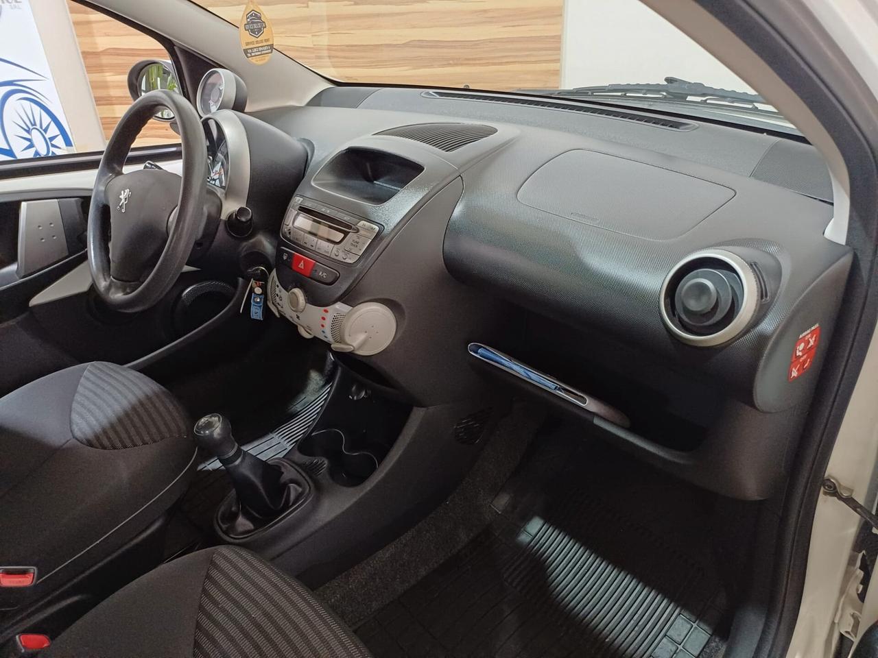 Peugeot 107 1.0 benzina 5p. - 2014
