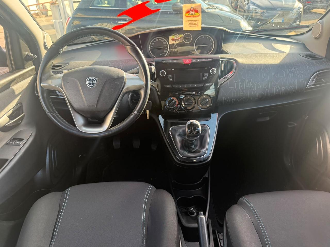 Lancia Ypsilon 1.2 69 CV 5 porte GPL Ecochic Gold
