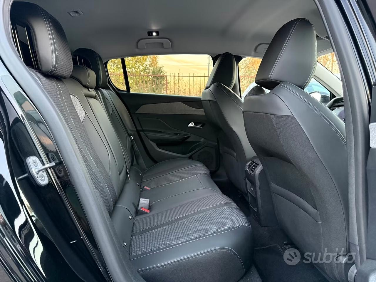 Peugeot 308 BlueHDi 130 S&S EAT8 Allure Pack