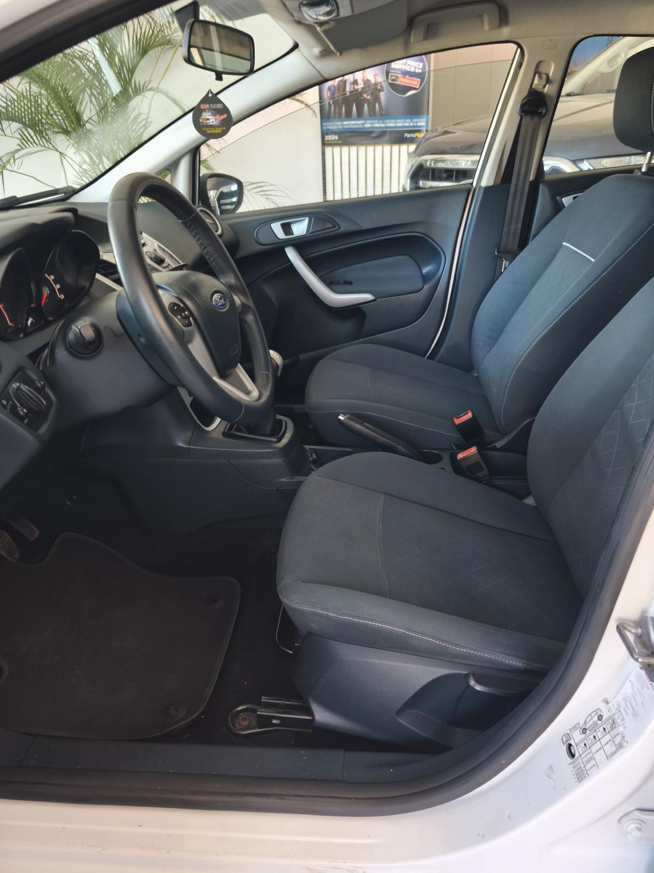 Ford Fiesta Ikon