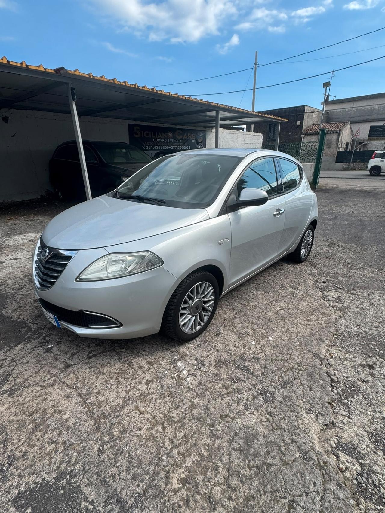 Lancia Ypsilon 1.3 MJT 16V 95 CV 5 porte S&S Platinum