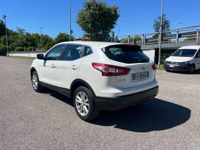 NISSAN Qashqai 1.5 dCi Tekna AUTO PER NEOPATENTATI