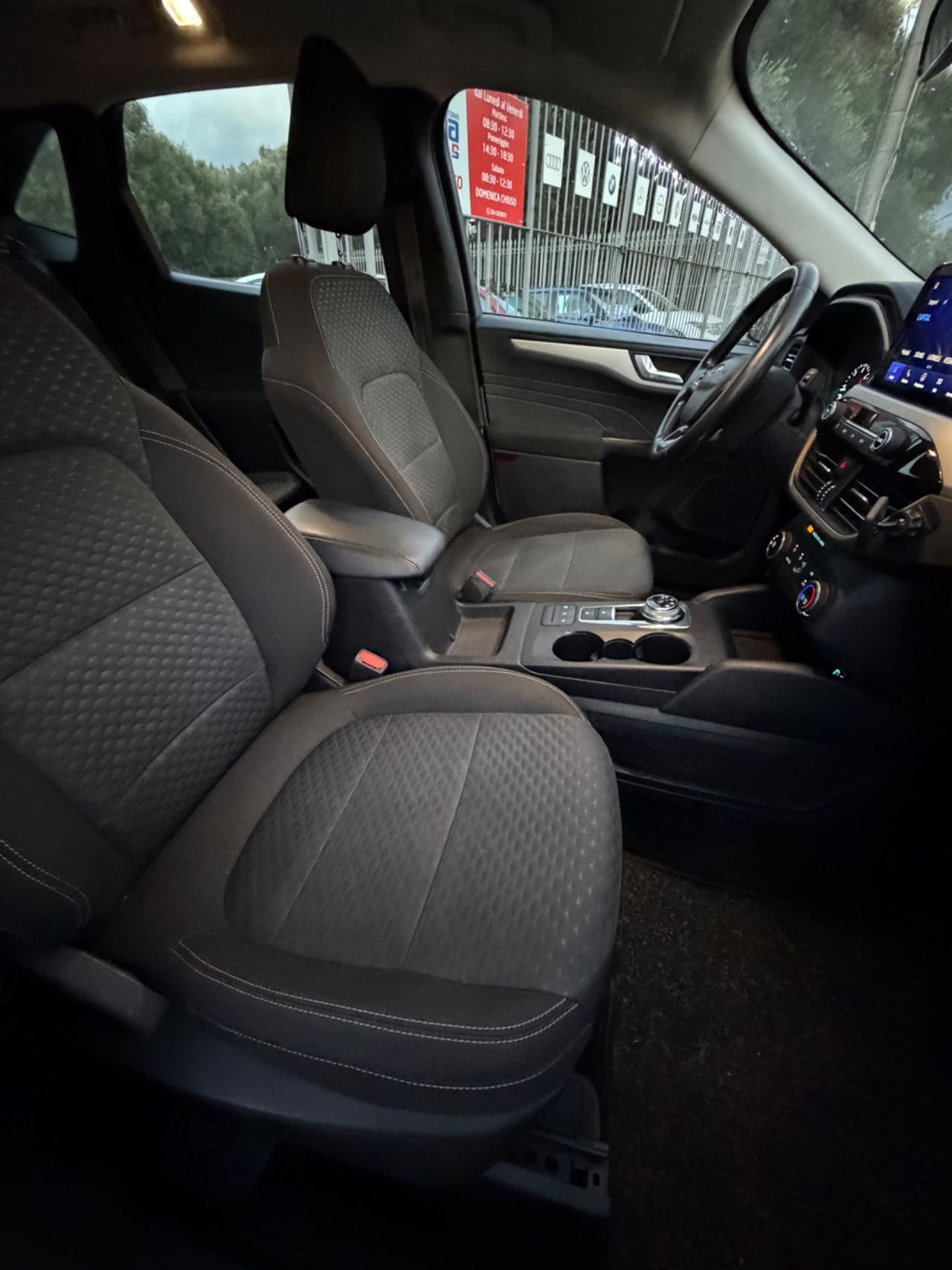 Ford Kuga 1.5 EcoBlue 120 CV aut. 2WD ST-Line