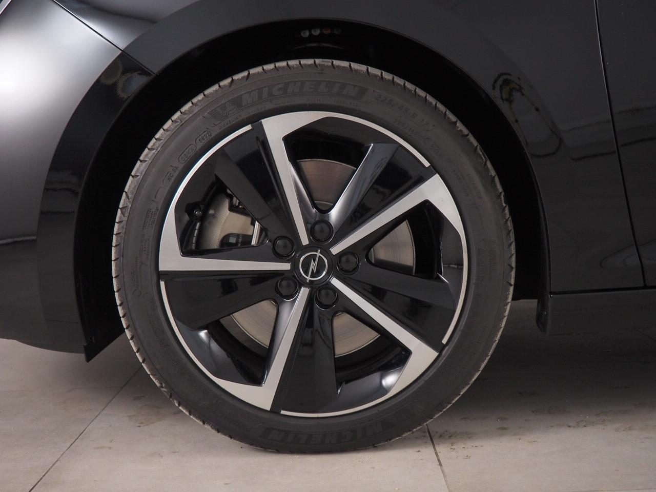 OPEL Astra 5P Business Elegance 1.6 Hybrid 180cv AT8 S&