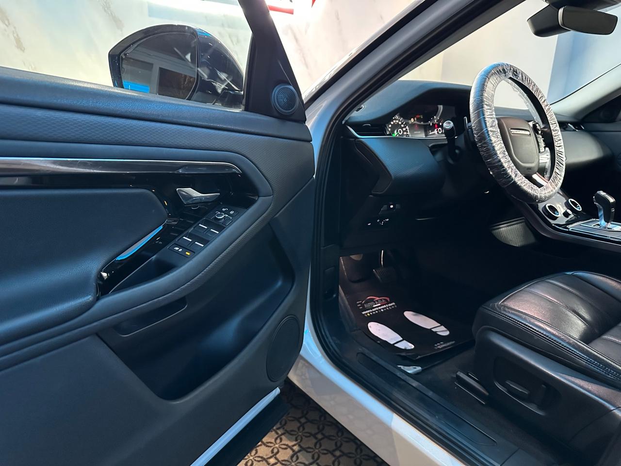 Land Rover Range Evoque 2.0D I4-L.Flw 150CV AWD Aut R-Dynamic HSE